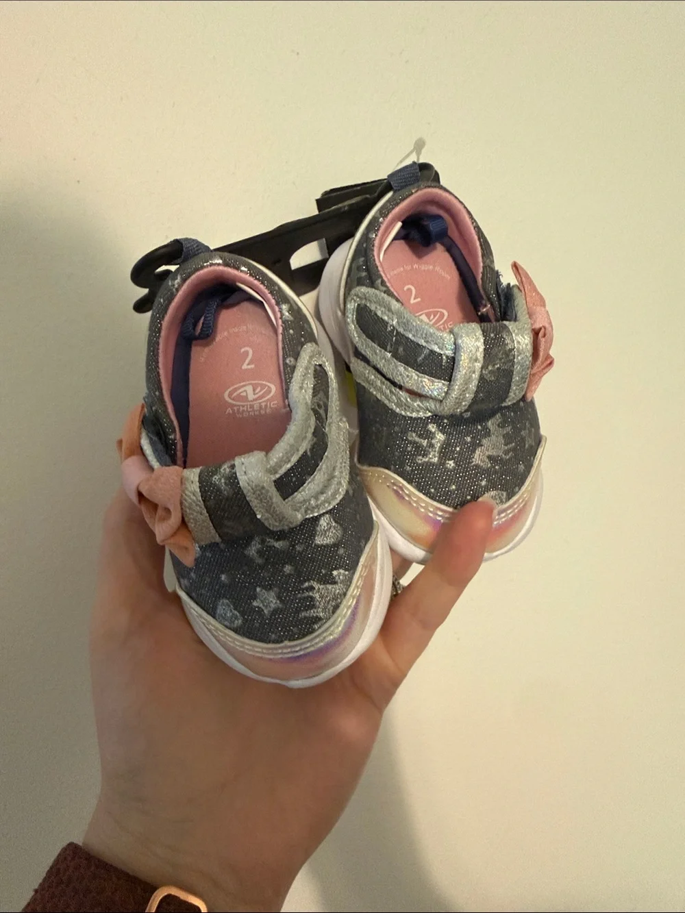 Athletic Works Gray Glitter Star Sneakers with Pink Bow